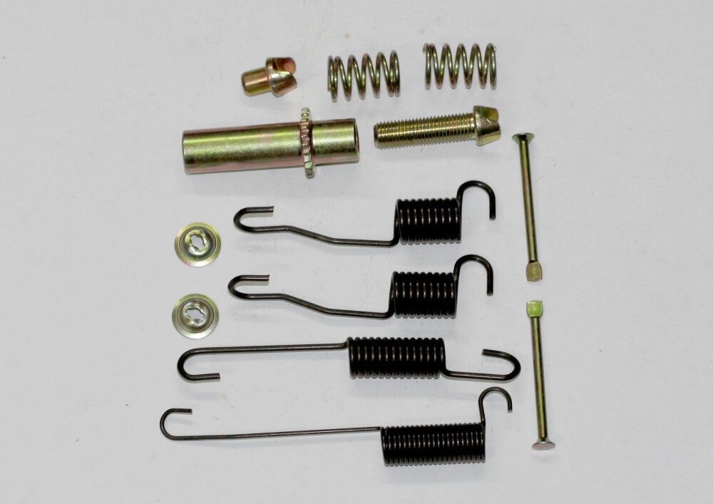 Aplicable a la zapata de freno trasera moderna kit de reparación de accesorios de freno resorte de tensión 583754 F000CHH100 en stock