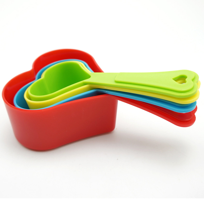 新款厨房称量烘焙工具彩虹量杯4件套装 创意实用DIY厨房量勺心形