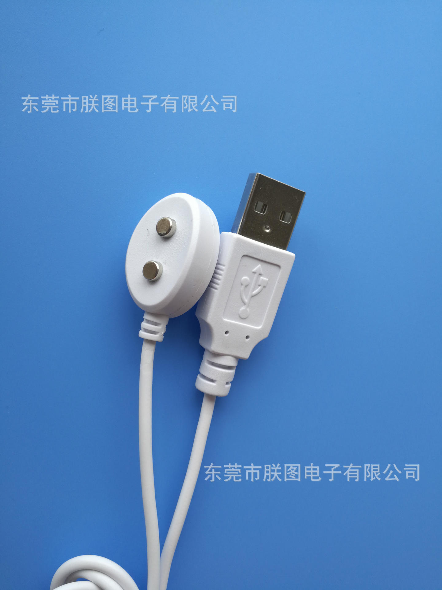 供应成人保健按摩器具，情趣穿戴服饰后庭辅助用品磁吸充电数据线