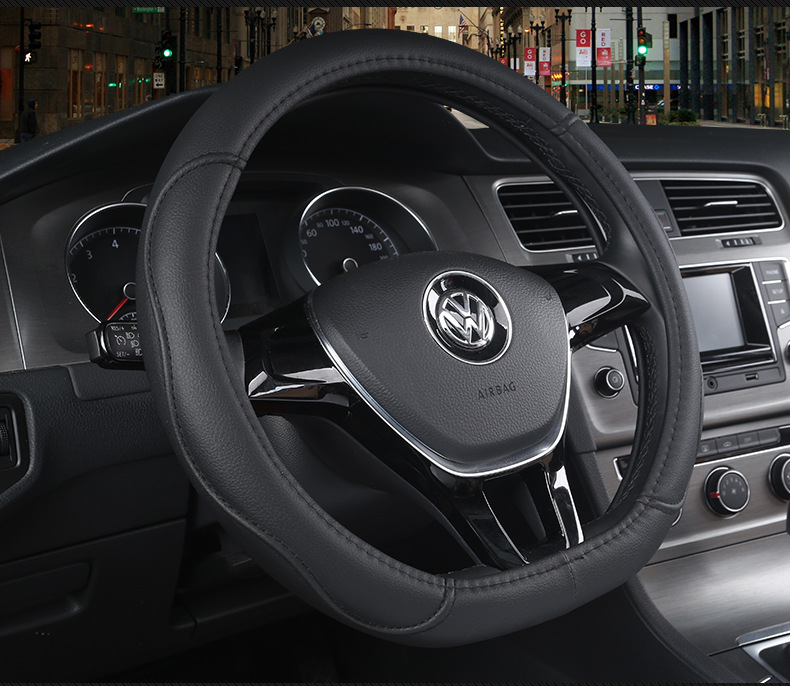 New steering wheel cover four seasons leather handle cover summer D-type steering wheel cover summer steering wheel cover handle cover