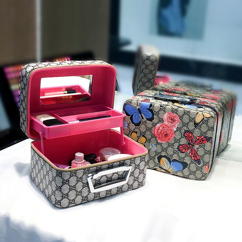 厂家直销 大容量新款多功能化妆箱  便携多层化妆包PU皮手提包女