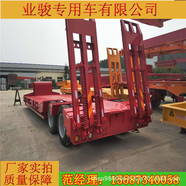 江苏轻型低平板半挂车自重.拉挖掘机运输车载重配置