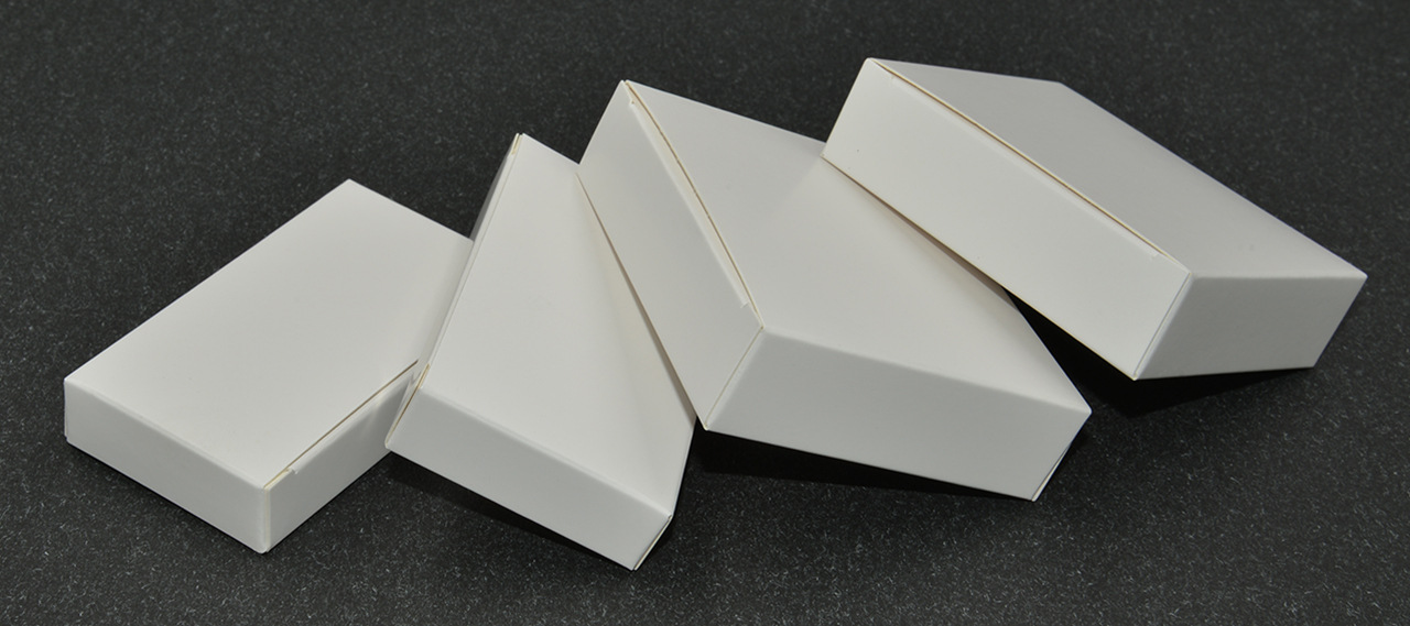 白色小白盒子现货包装白卡盒小纸盒子单粉卡小盒子白盒