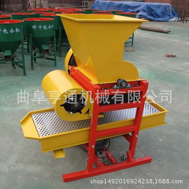 3128946608_998209988