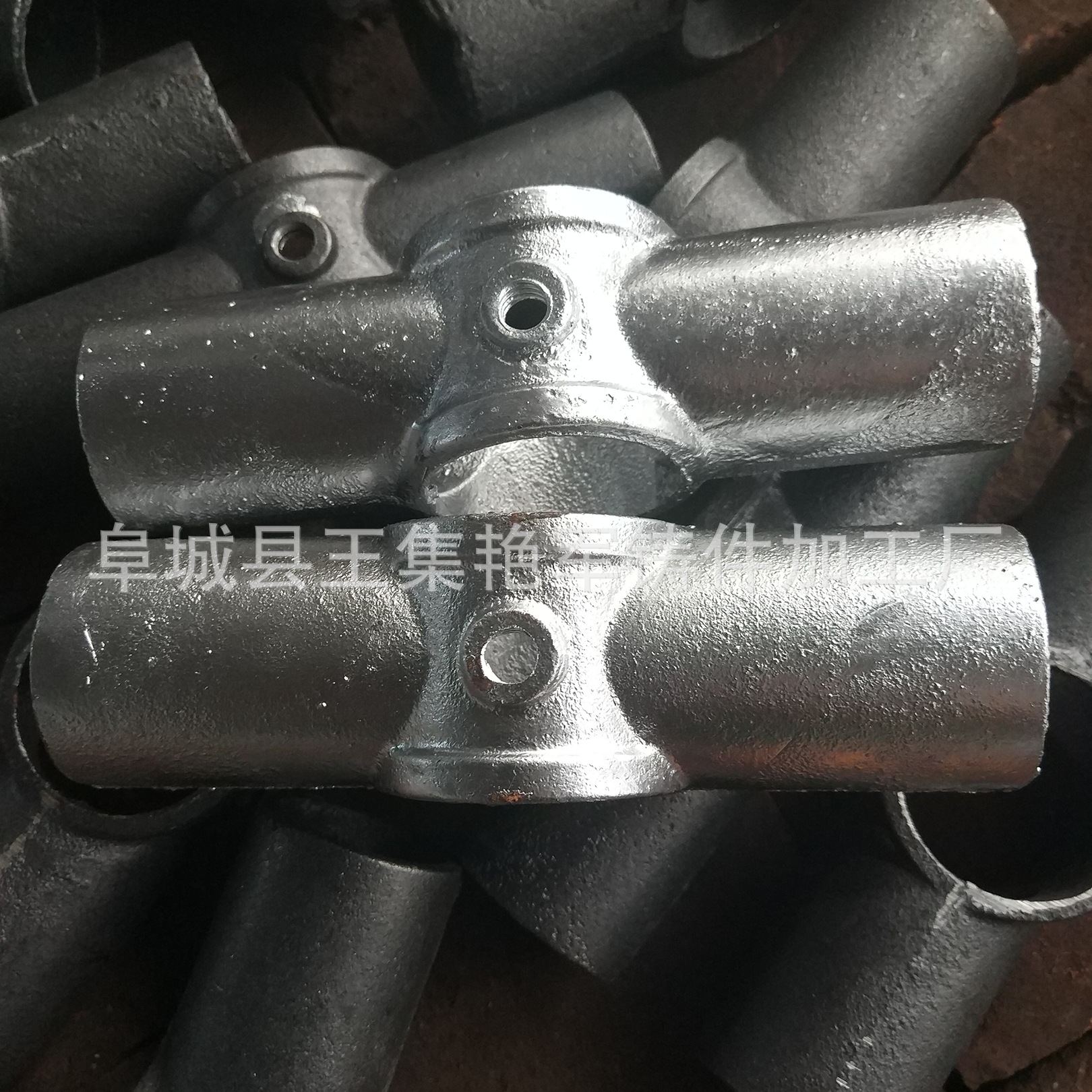 防护栏连接件  变径四通|ms