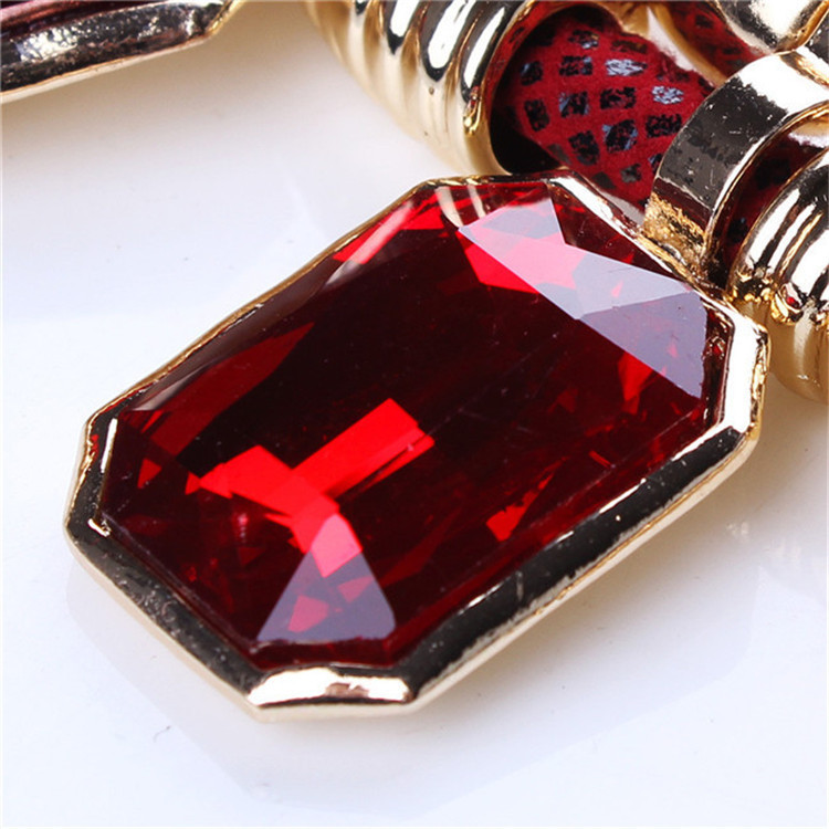 1 Piece Fashion Geometric Artificial Crystal Alloy Plating Rhinestones Women's Necklace display picture 17