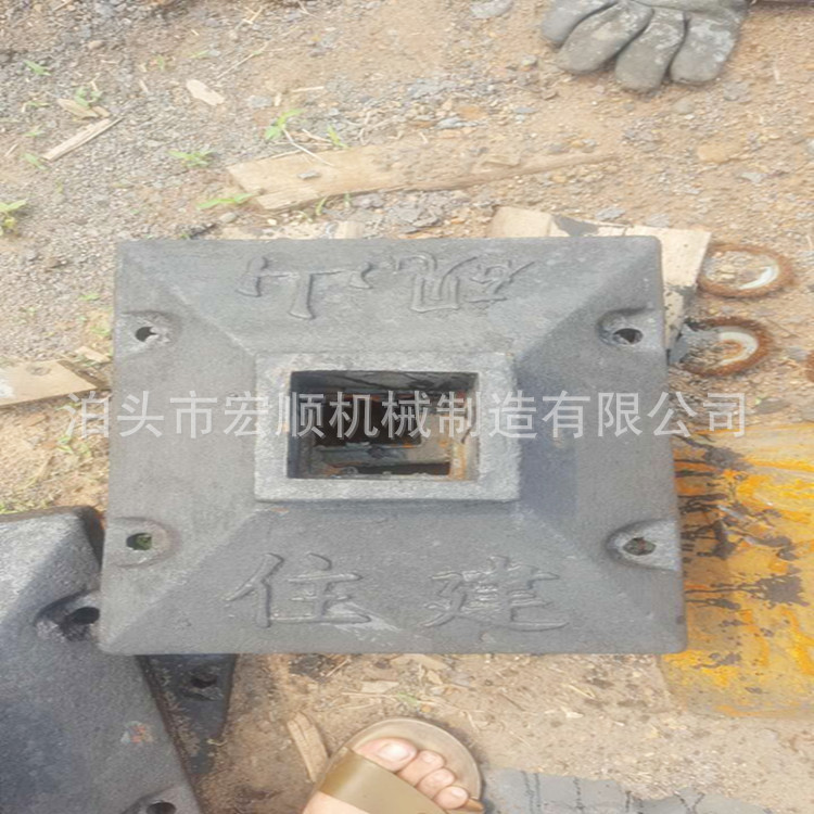 厂家生产直销铸铁马路护栏底座300*400*150护栏底座现货供应