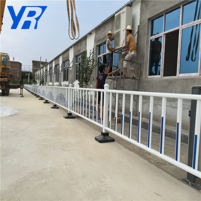 HDG Road security Fence Road center Transport facilities Railing Municipal administration Sidewalk Fences