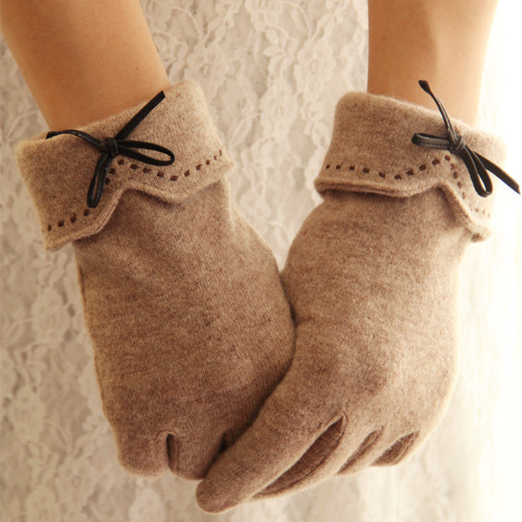 新款韩版羊毛羊绒触屏手套 虚线刺绣皮质蝴蝶结 女士分指保暖手套