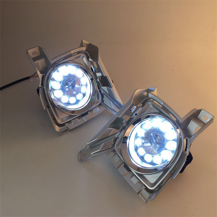 Aplicable a 12-15 Toyota landkuroze FJ200 LC200 Luz de marcha diurna landkuroze modificación