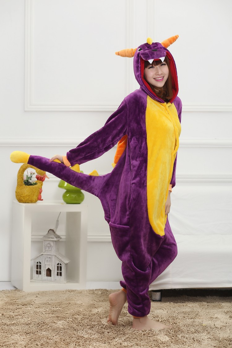 3374750885_1165109044