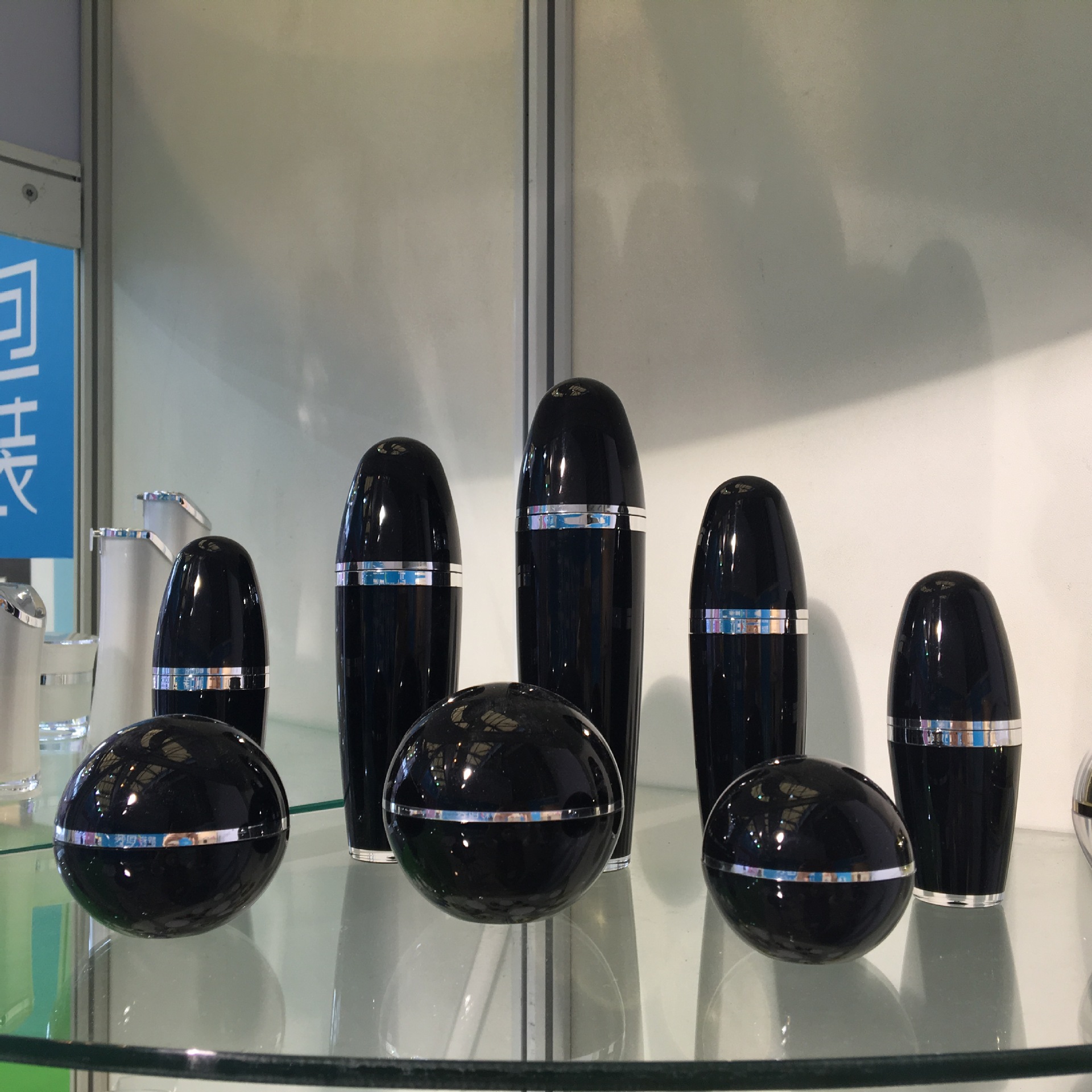 新款亚克力120ml球形乳液瓶高档亚克力包材