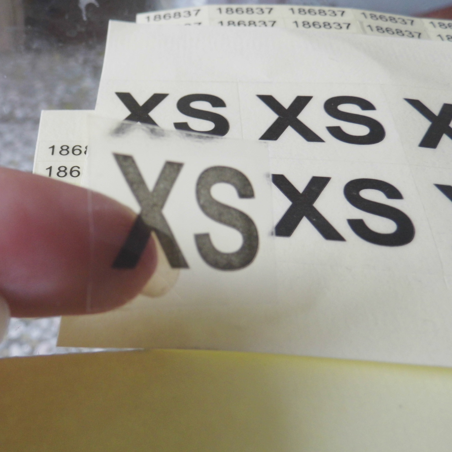 透明贴纸，透明龙不干胶标签明签标透标贴纸印刷彩色透明不干