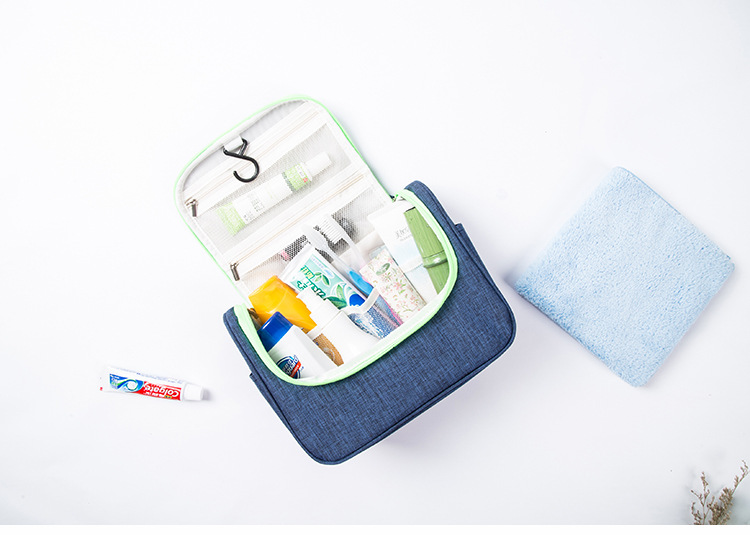 607g Weight Storage Bag Storage & Cleaning Polyester Material Solid Color Pattern Simple Style Style Red Color Simple Travel Large Capacity Cosmetic Bag Wholesale Nihaojewelry 4