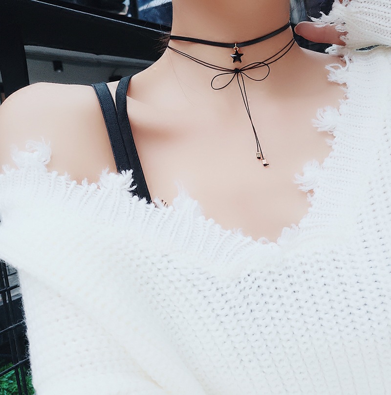 Butterfly Butterfly Japan and South Korea crystal Pentagon star double-deck Necklace black clavicle Necklace A collar for a horse Neck strap Clavicle chain