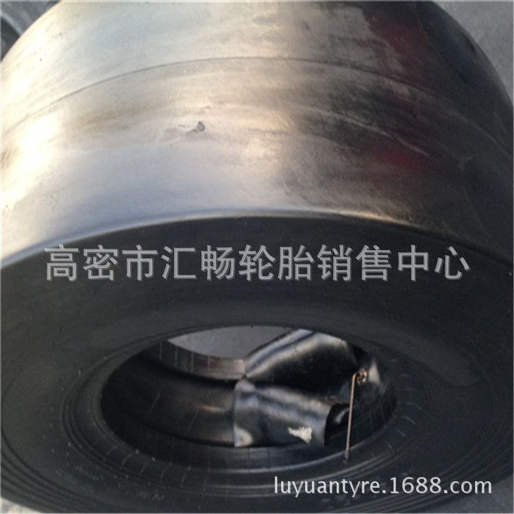 14/70-20 光面轮胎 胶轮压路机轮胎