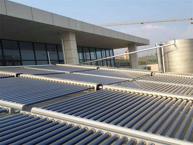 淮安学校太阳能热水工程 空气能热水工程 太阳能集热系统