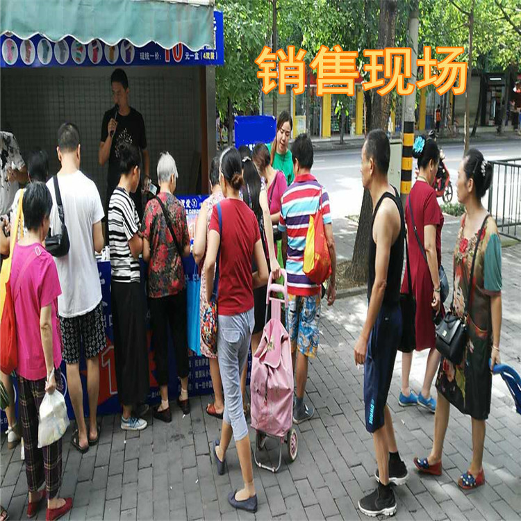 4569269340_1925588689