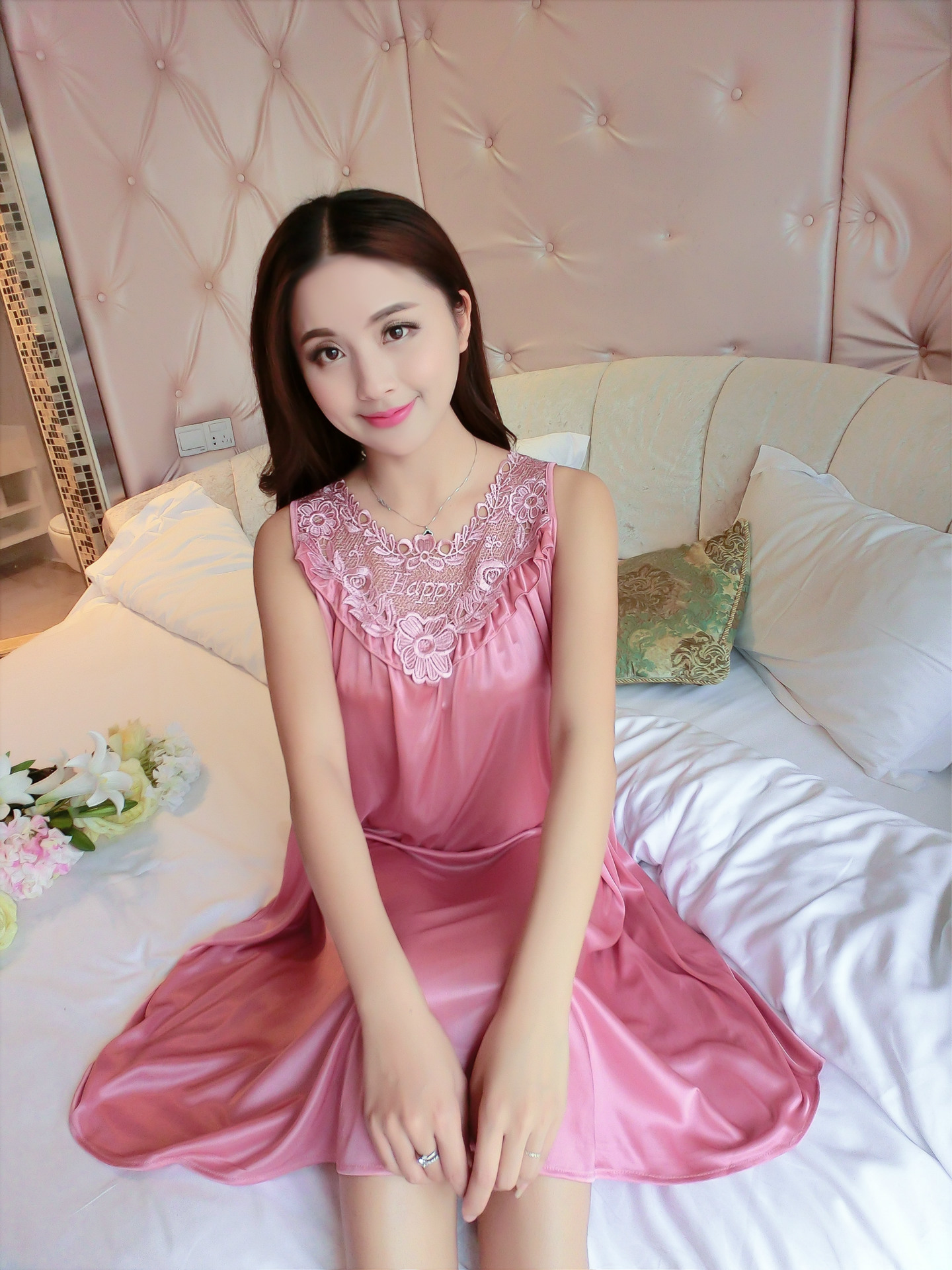 Simple Plus Size Long Sleeveless Lace Ice Silk Polyester Pajamas display picture 84