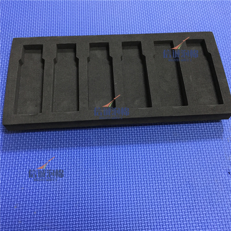 黑色泡沫瓶子泡棉内衬