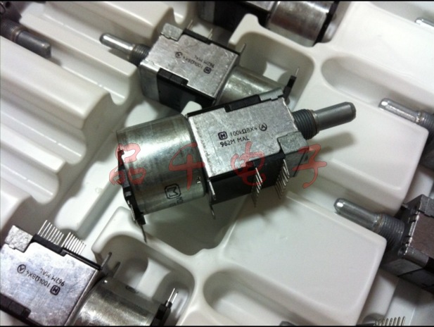 松下马达电位器100KB×4 轴长20MM 功放马达音量电位器