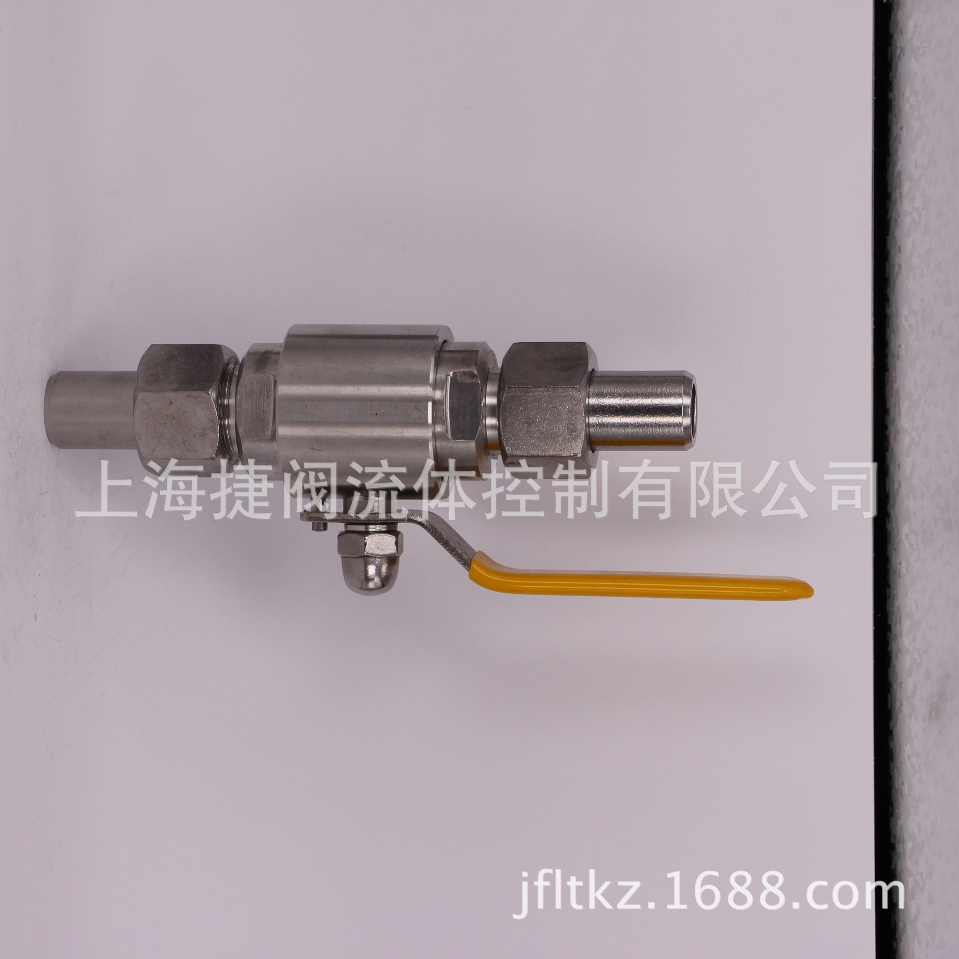 Q21F-40P对焊两段式连接球阀 二片式不锈钢外螺纹球阀