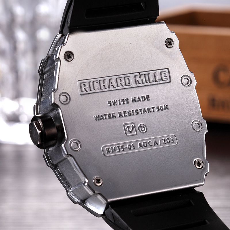Hollow Floral Skull Quartz Men’s Watch
