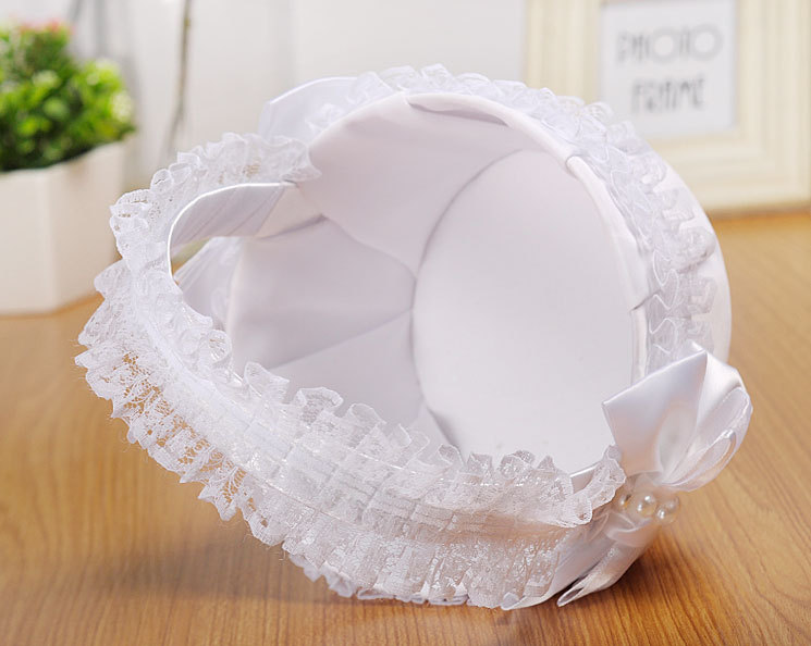 Western-style wedding, white lace trim, creative bow, bride's wedding candy basket, flower boy scattering flowers, wedding props detail image 12