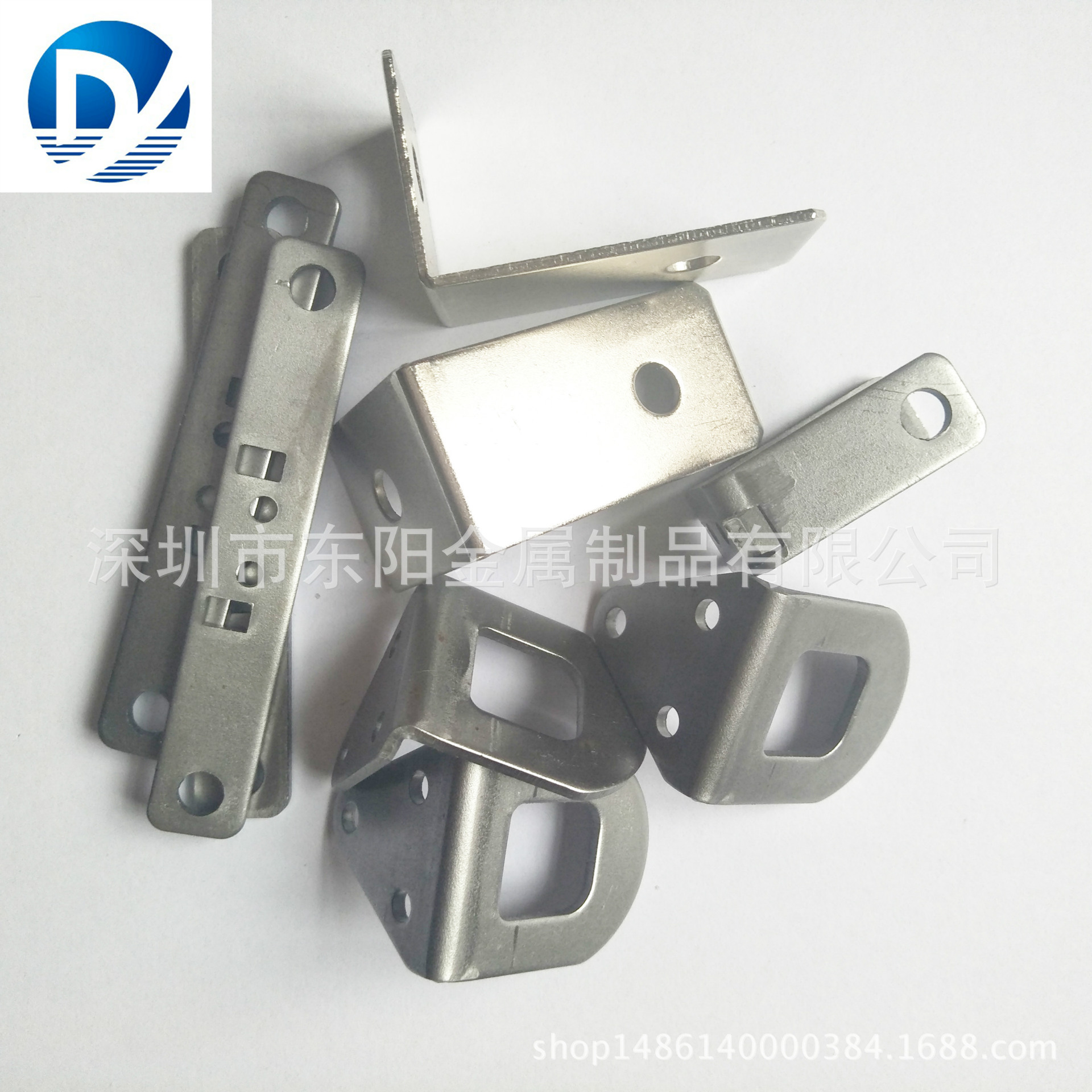 五金冲压件生产厂家配重铁铁片冲压铁块圆铁件冲压欢迎洽谈