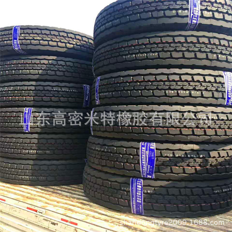 轮胎批发块状花纹 11R22.5  卡车机械载重钢丝胎