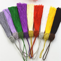 Wholesale Chinese knot accessories threaded screw ball pineapple hat tassel ear pendant high-end gift box hanging ornament