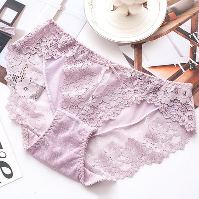 爆款秋冬新款舒适无钢圈蕾丝文胸日系性感聚拢收副乳半杯女士内衣套装