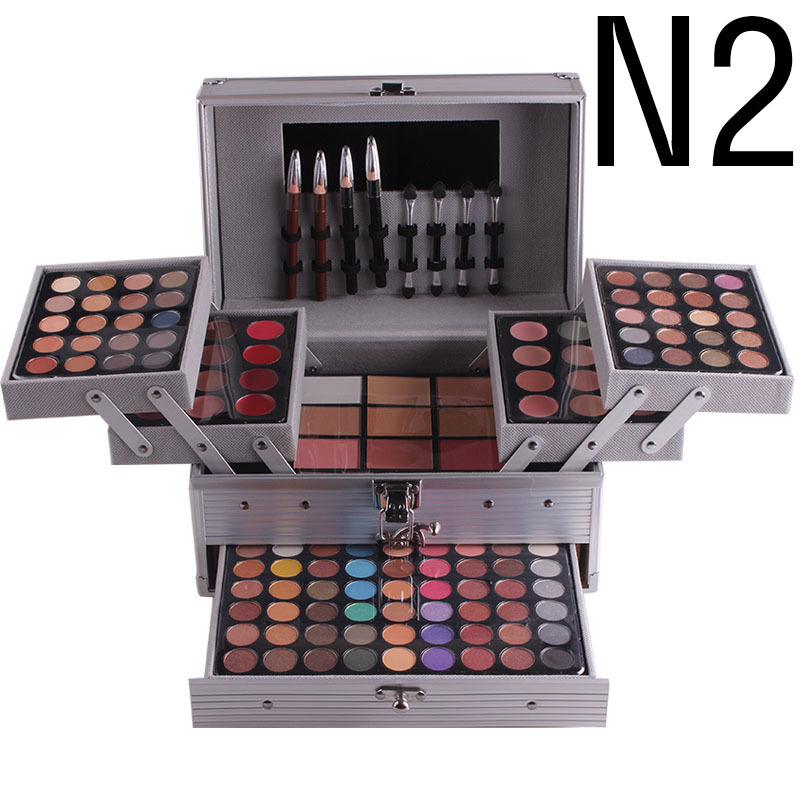 Fashionable Can Portable Multi-functional Special Makeup Eyeshadow Plate display picture 3