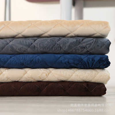 批发2.7米宽意大利绒纯色毛绒绗缝防滑沙发垫面料夹棉半成品布料|ru