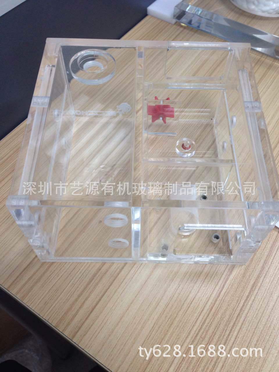 直接厂 12年专注定制亚克力电脑元件水箱 盒子 无缝盒子 有机玻璃