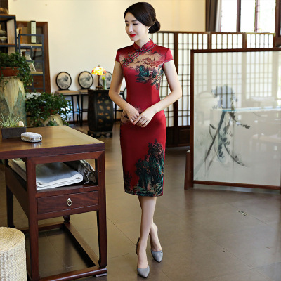 new pattern gules Improvement Retro printing Mid length version cheongsam High slits Chinese style Appendix Five Dealing with Dinner Mid length version cheongsam
