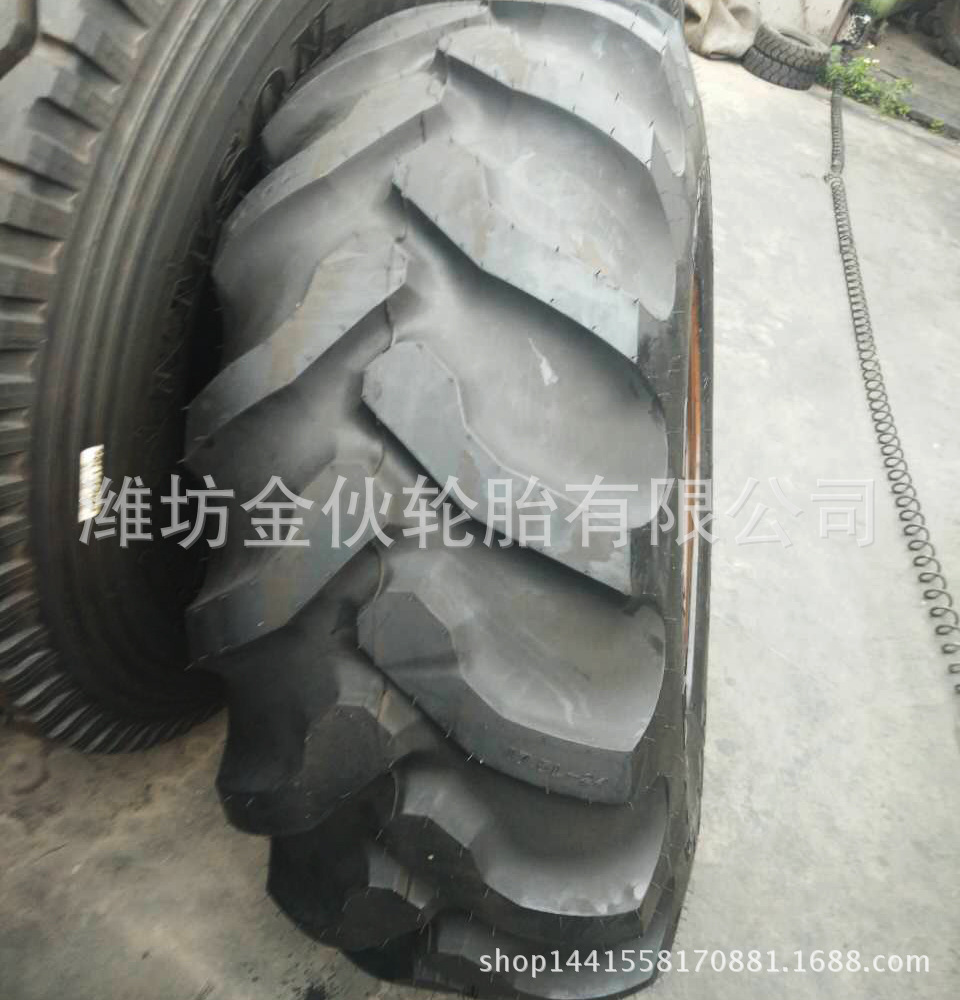 供应 17.5L-24 农用车轮胎 高承载量 R4人字花纹