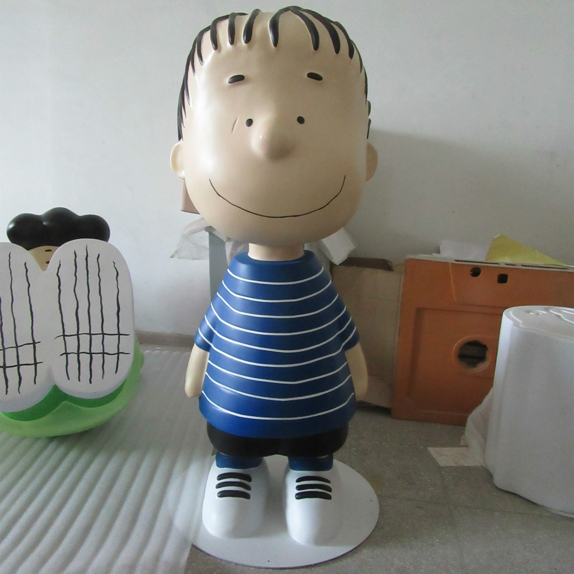 供应玻璃钢卡通 玻璃钢公仔 玻璃钢工艺品