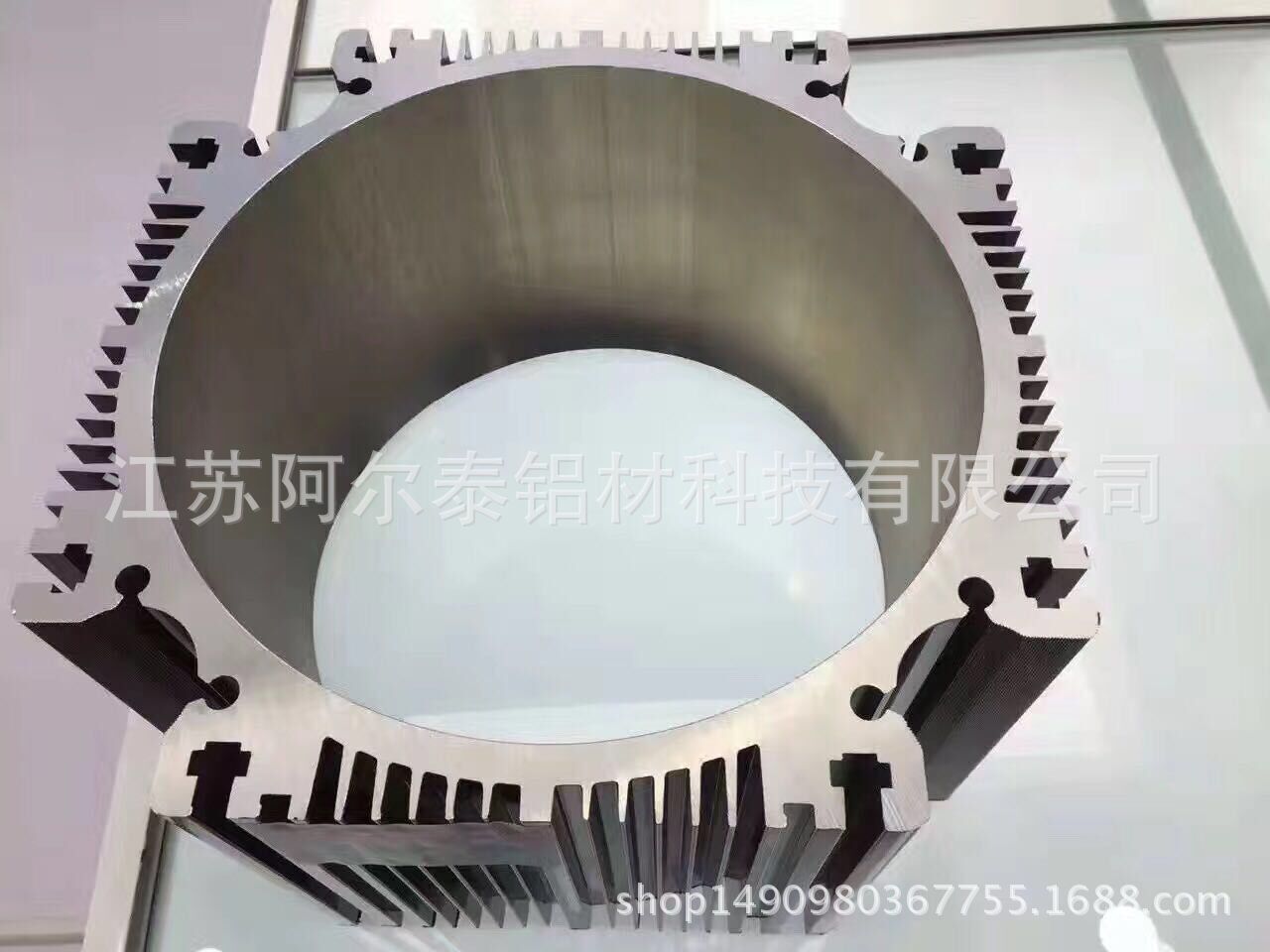 专业挤压高强度大型工业铝型材厂家