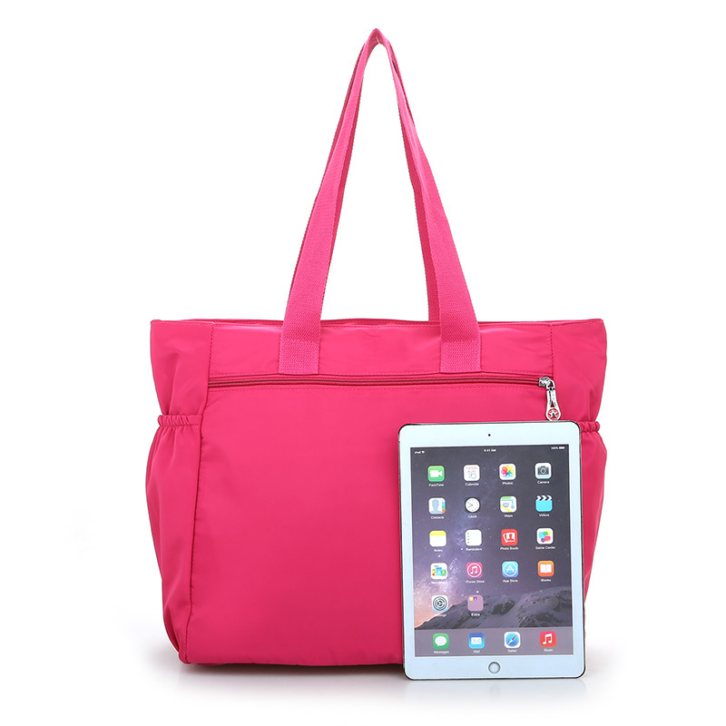 Transfronterizo 2021 primavera e invierno nuevo bolso de hombro de mujer bolso de nylon de gran capacidad bolso de momia de color sólido multifuncional