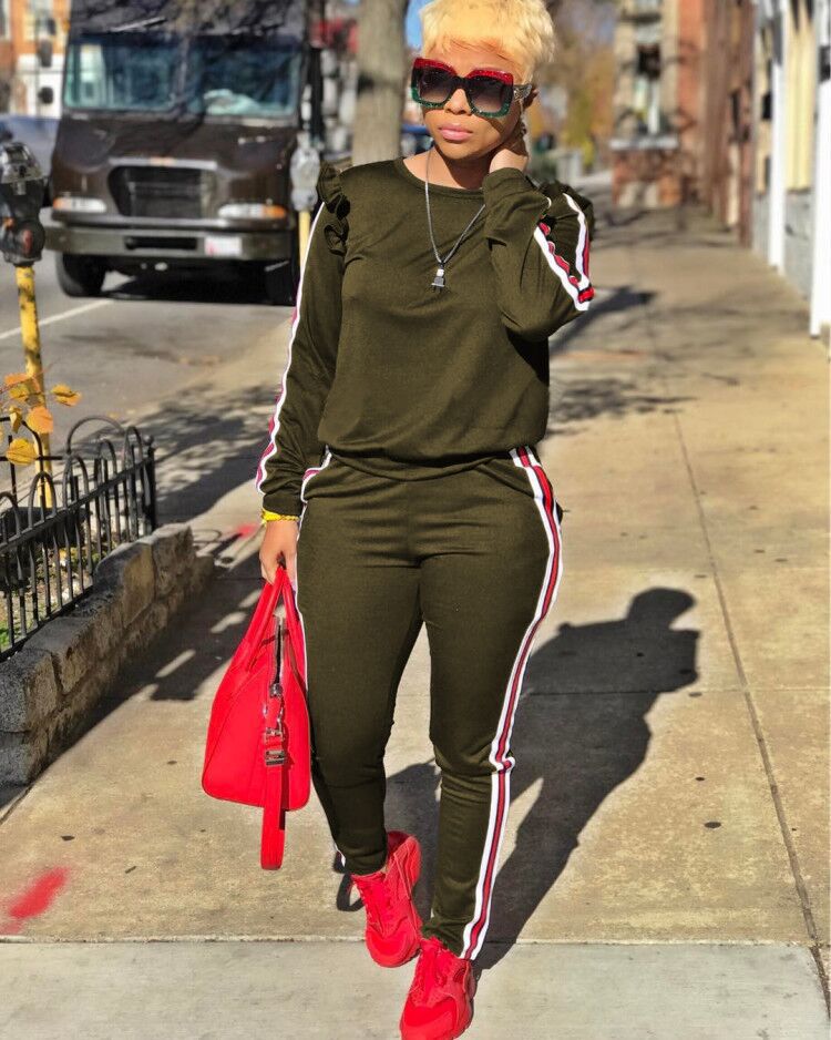 Costume femme en Mélange de fibres chimiques - Ref 3333952 Image 3