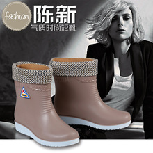 新款高檔雨鞋女加厚式防滑PVC半筒磨砂雨靴防水鞋膠鞋套鞋保暖靴