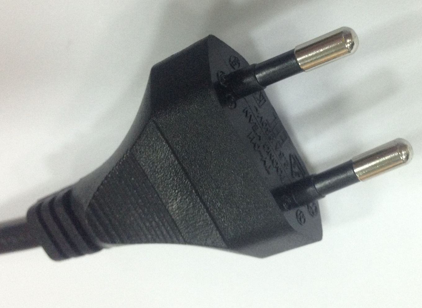 TOONG YEAN欧洲头，双圆插，两圆插配H03VVH2-F H03VV-F线