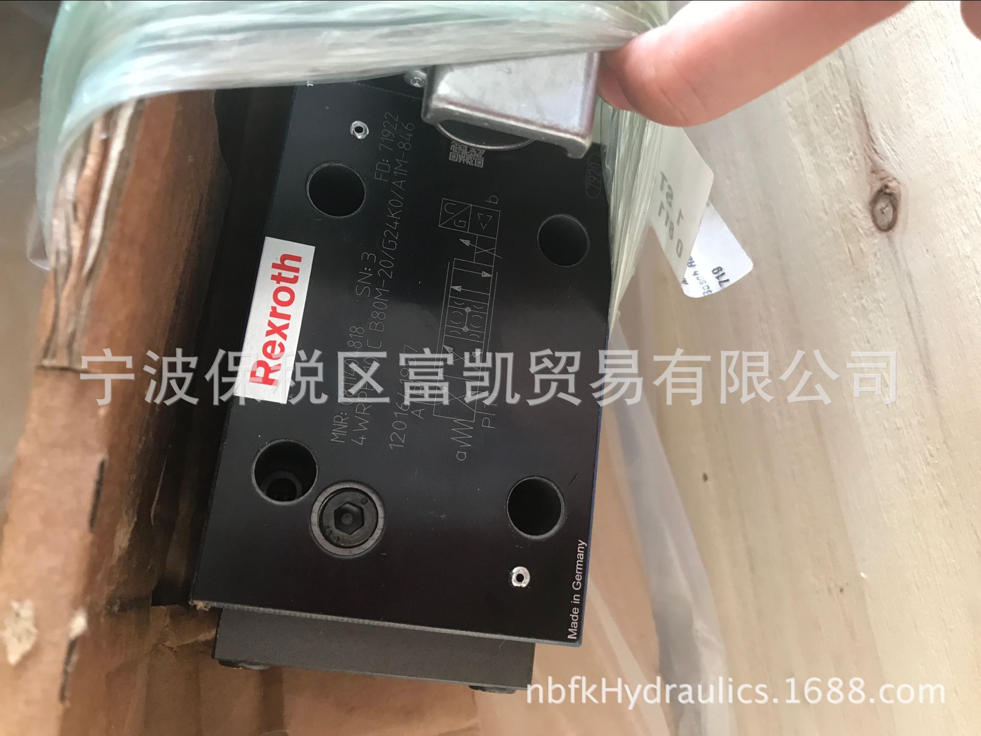 0811404818  4WRPE10CB80M-2X/G24K0/A1M-846特价