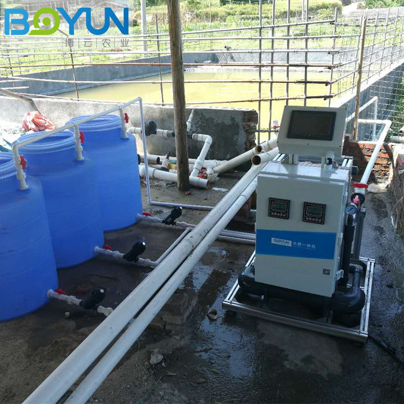 河南商丘大棚草莓采摘园用水肥一体化设备 灌溉施肥一体机