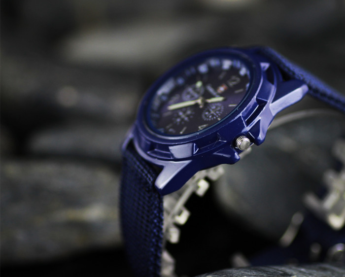 Gemius/Swiss Watch - Black