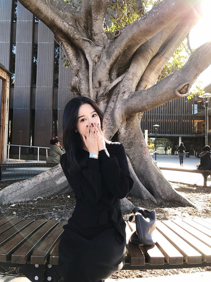 4769929960_1458597433