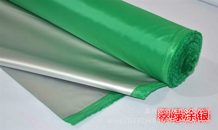 300D encriptación plateada tela Oxford impermeable protector solar paraguas tela ropa de carro paraguas paraguas tienda de campaña tela en stock
