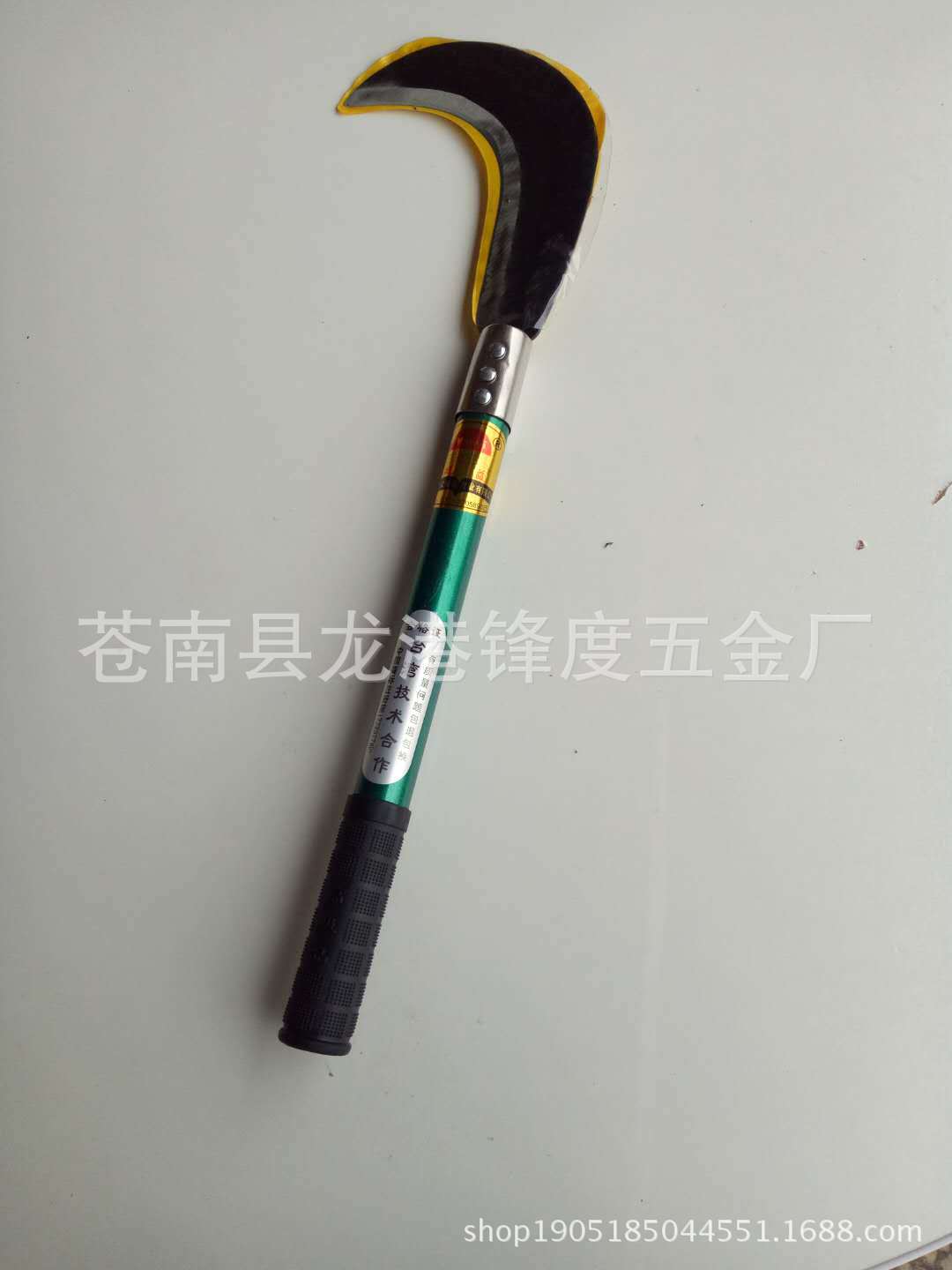 Countryside sharp Long handle Sickle Crescent Wooden handle Mow Wood Agriculture Manufactor Direct selling