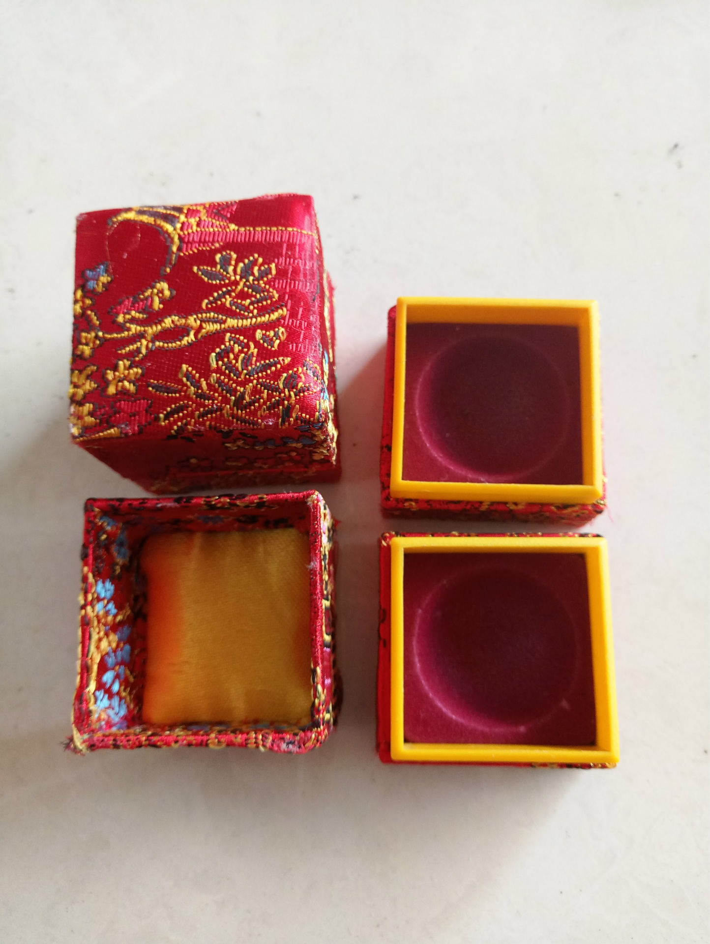 正方形中 药小锦盒锦缎盒正方形安宫牛黄丸中 药盒牛黄安宫丸锦